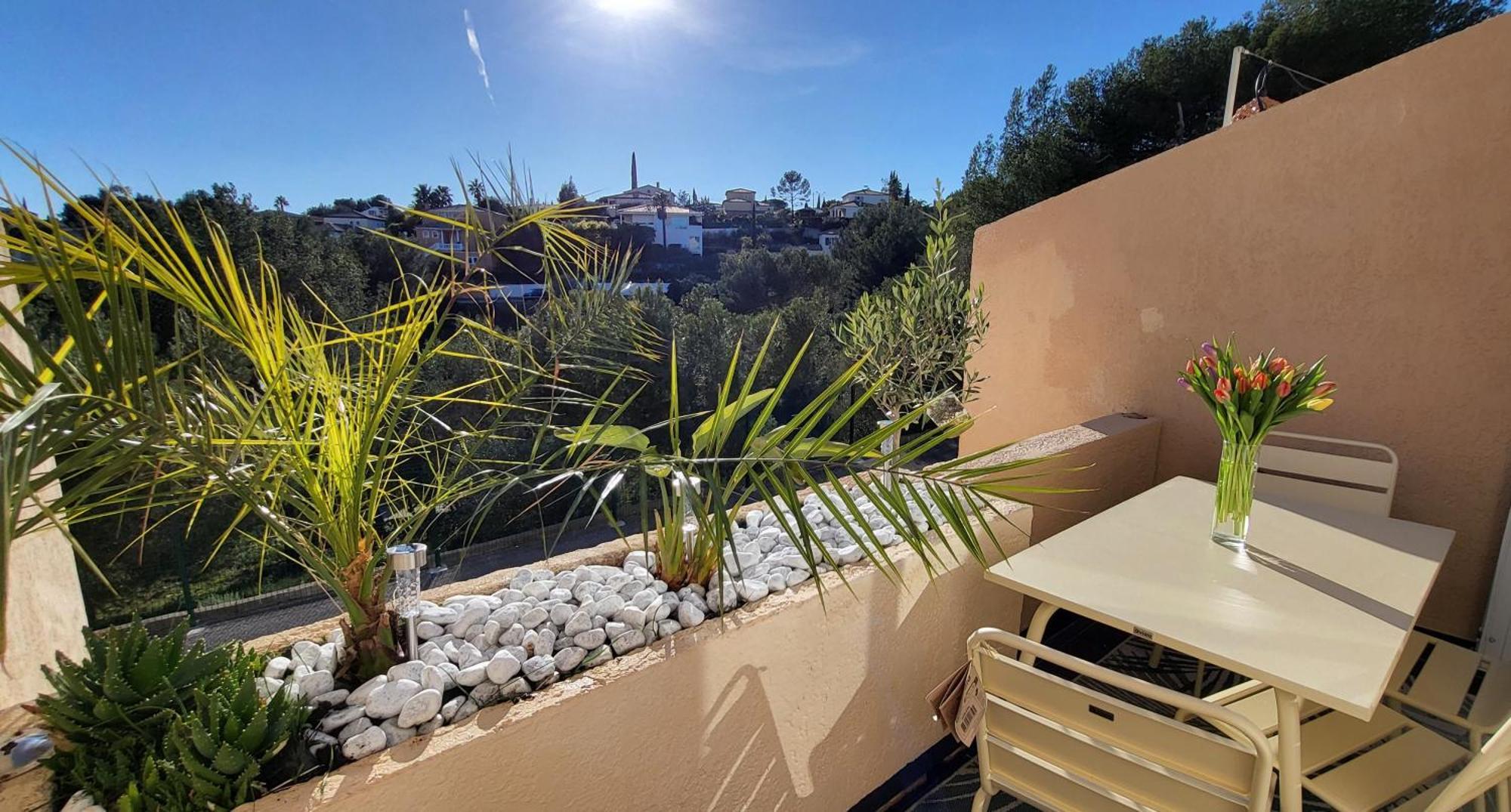 Appartement En Residence Avec Piscine Bandol Exteriér fotografie