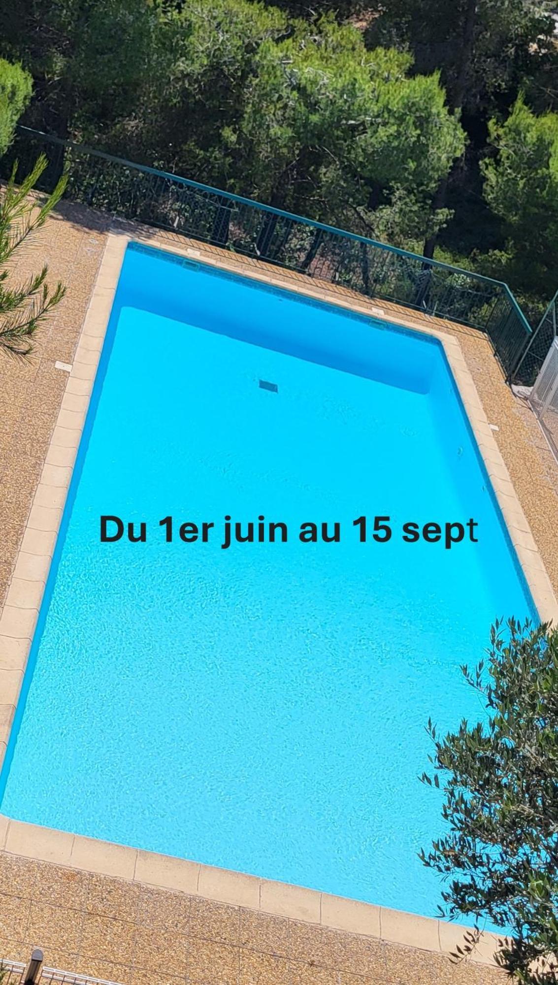 Appartement En Residence Avec Piscine Bandol Exteriér fotografie